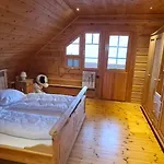 Berglodge Fuer 10 Personen Mit Sauna Und Yacuzzi 펜션 *