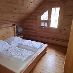 Semesterbostad Berglodge Fuer 10 Personen Mit Sauna Und Yacuzzi