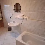 펜션 Berglodge Fuer 10 Personen Mit Sauna Und Yacuzzi *