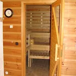 Berglodge Fuer 10 Personen Mit Sauna Und Yacuzzi