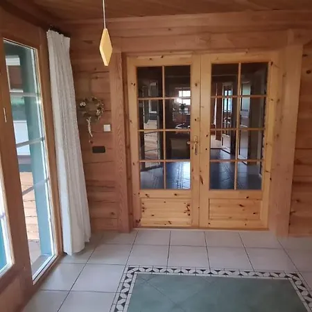 Berglodge Fuer 10 Personen Mit Sauna Und Yacuzzi 펜션