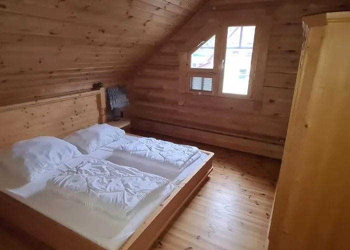 Tatil Evi Berglodge Fuer 10 Personen Mit Sauna Und Yacuzzi