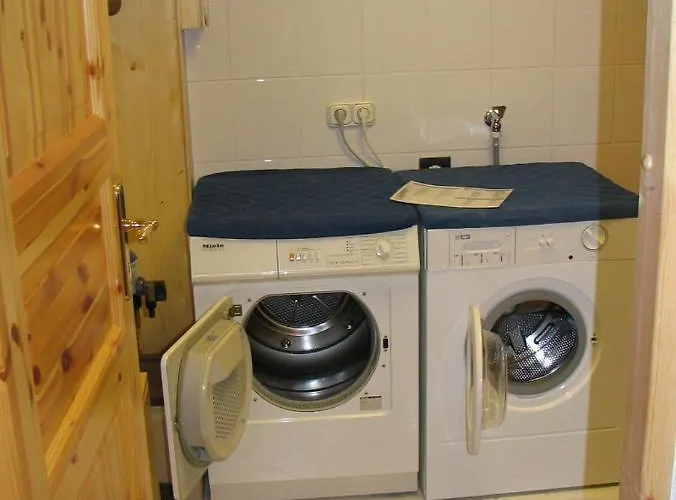 Tatil Evi Berglodge Fuer 10 Personen Mit Sauna Und Yacuzzi *